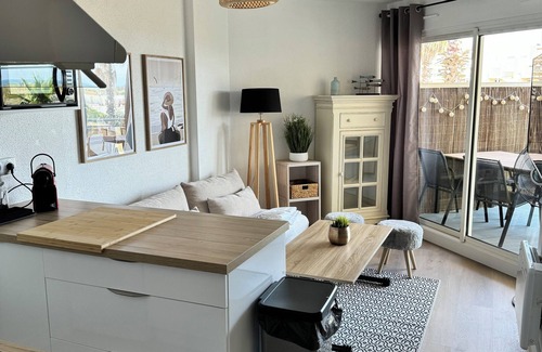 Saint-Cyprien Plage Apartamento | Apartment Les Goëlettes in Saint Cyprien Plage, sea view with swimming pool - 4 Pers