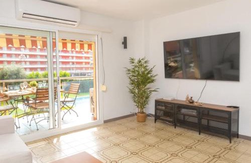 Santa Susanna Apartamento | Apartment Libra by Interhome
