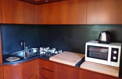 Gozzano Apartamento | Apartamento Lido en una villa de época en el lago Orta con piscina y vista espectacular