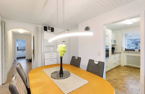 Muensingen Apartamento | Apartment Lilie, 90sqm, 3 bedrooms, max. 5 persons