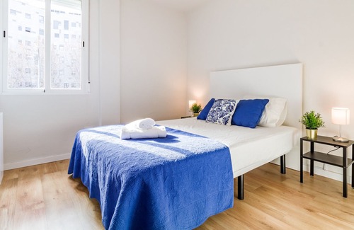 Colonia de la Prensa Apartamento | Apartamento localizado en la parte sur de Madrid. Totalmente equipado, con A/C e internet