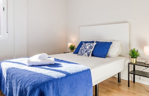 Colonia de la Prensa Apartamento | Apartamento localizado en la parte sur de Madrid. Totalmente equipado, con A/C e internet