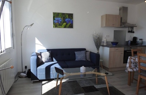 Jonzac Apartamento | Apartamento ubicado en la planta baja de una pequeña residencia con cuatro