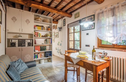 lsola d'Arbia Apartamento | Apartamento 'Loft Antico Mulino' con jardín privado, Wi-Fi y aire acondicionado