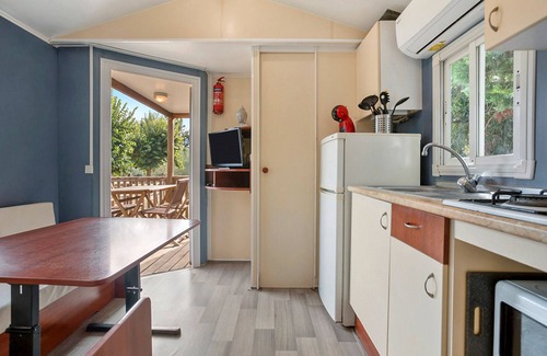 Le Val Apartamento | Apartment 'L’oliveraie Écuries Mas Di Gau' with Shared Pool, Wi-Fi and Air Conditioning