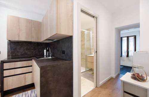 Mandello del Lario Apartamento | Apartamento 'Lucia Le Coccinelle Home' con vistas al mar, Wi-Fi y aire acondicionado