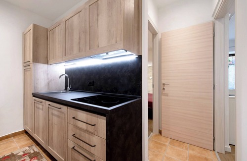 Mandello del Lario Apartamento | Apartamento 'Lucia Le Coccinelle Home' con vistas al mar, Wi-Fi y aire acondicionado