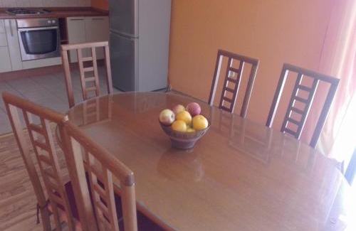 Seget Donji Apartamento | Apartment Luka