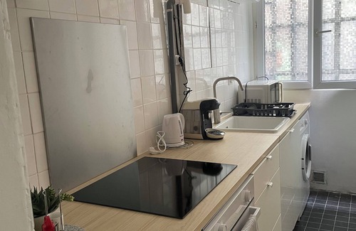 Quartier Saint-Ambroise Apartamento | Apartment Luma Oberkampf /Jean Pierre Timbaud district