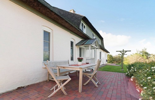 Pellworm Apartamento | Apartment 'Luv' with Shared Garden and Wi-Fi
