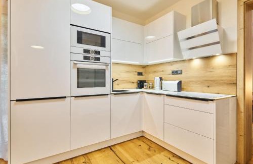 Pec pod Snezkou Apartamento | Apartment Máj-11 by Interhome