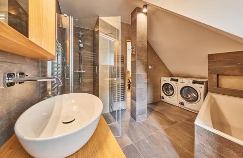 Pec pod Snezkou Apartamento | Apartment Máj-4 by Interhome