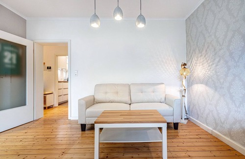 List Apartamento | Apartment 'Möblierte Luxuswohnung Mit Kamin' with Wi-Fi
