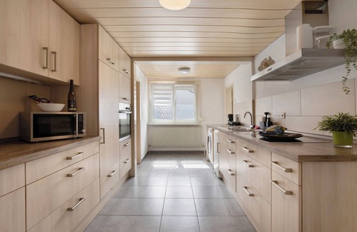 Neckarhausen Apartamento | Apartamento 'M B Homes Nürtingen' con Wi-Fi