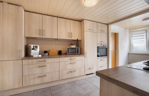 Neckarhausen Apartamento | Apartamento 'M B Homes Nürtingen' con Wi-Fi