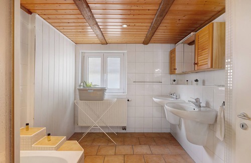 Schlatt Apartamento | Apartamento 'M B Homes Schlatt' con vistas al lago, terraza compartida y Wi-Fi