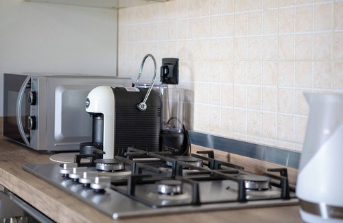 Pollein Apartamento | Apartamento 'Maison Bebe Comboé' con vistas a la montaña, balcón y Wi-Fi