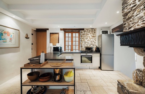 Cancale Casa | Apartamento 'Maison Mer' con vistas al mar, terraza compartida y jardín privado