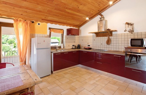 Chantignan Apartamento | Apartamento "Maison Povil" con vistas a la montaña, jardín privado y Wi-Fi