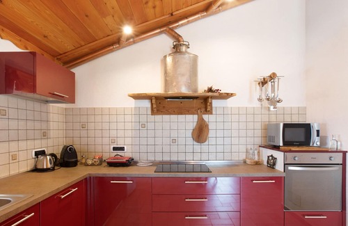 Chantignan Apartamento | Apartamento "Maison Povil" con vistas a la montaña, jardín privado y Wi-Fi