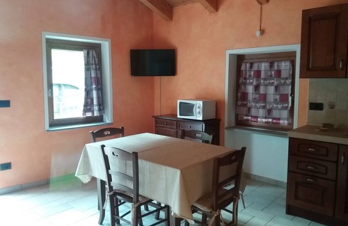 Aymavilles Apartamento | Apartamento Maison Venoir 1