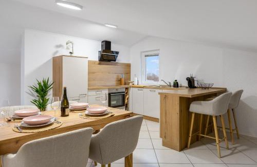 Ajdovscina Apartamento | Apartment Mandi By DIMBIKES