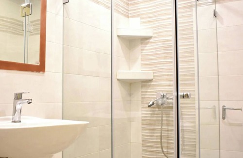 Merichas Apartamento | Apartamento 'Manolika Studio 3' con vistas al mar, Wi-Fi y aire acondicionado