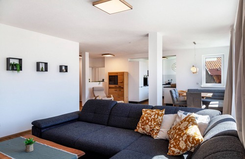 Arzl im Piztal Apartamento | Apartamento 'Manu's Bergblick' con vistas a la montaña, terraza privada y Wi-Fi