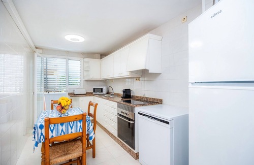 Son Servera Apartamento | Lindo apartamento Marbi en la playa con balcón, terraza y WLAN; Aparcamiento disponible