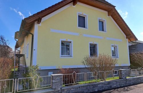Schallaburg Apartamento | Apartment Martin