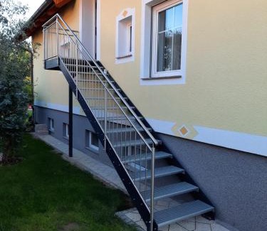 Schallaburg Apartamento | Apartment Martin