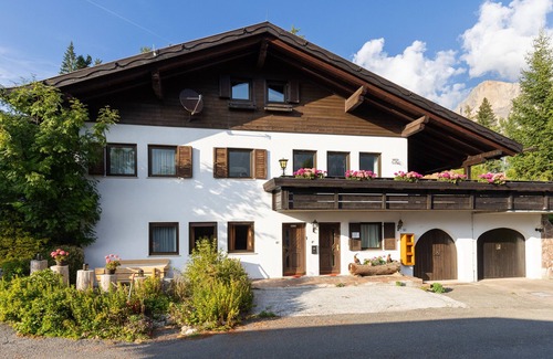 Carezza Apartamento | Apartamento Masarè con vistas a la montaña, jardín y Wi-Fi