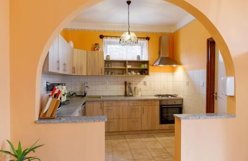 Balatonlelle Apartamento | Apartamento May by Interhome