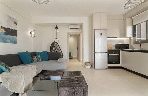 Perigiali Apartamento | Apartamento 'Mella Roa - Ivory' con vistas al mar, Wi-Fi y aire acondicionado.