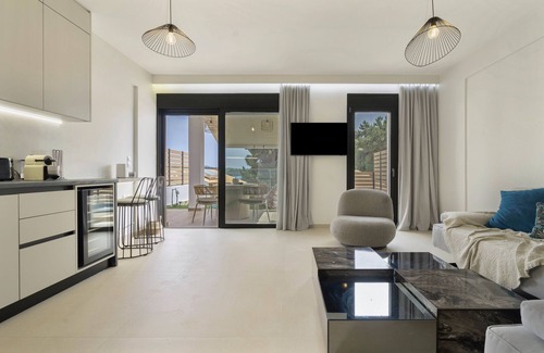 Perigiali Apartamento | Apartamento 'Mella Roa - Ivory' con vistas al mar, Wi-Fi y aire acondicionado.