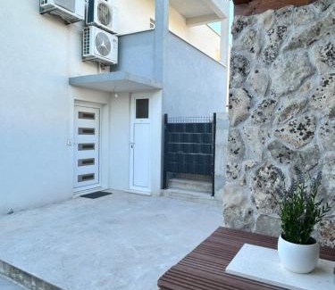 Kastel Sucurac Apartamento | Apartment Mia