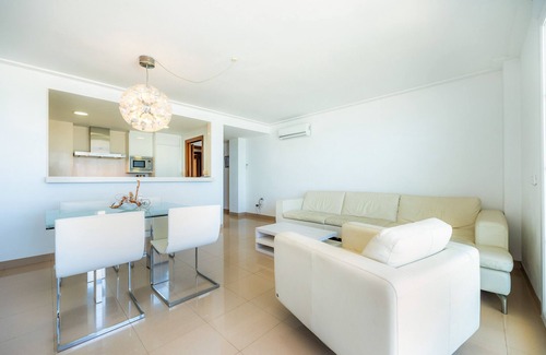 Can Picafort Apartamento | Apartamento 'Minimal Ref 9000' con balcón, Wi-Fi y aire acondicionado