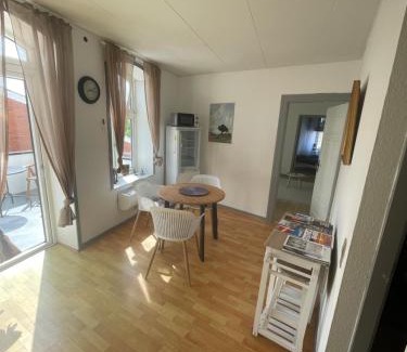 Hojer Apartamento | Apartment mit 2 Zimmern und Balkon im Herzen von Høyer