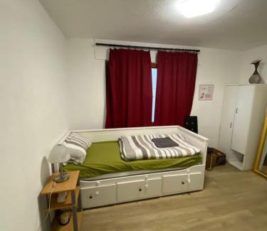 Lannesdorf Apartamento | Apartment mit Doppelbett in Bonn