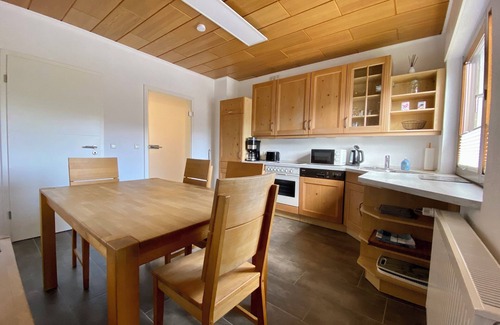 Hartenrod Apartamento | Apartment mit Terrasse
