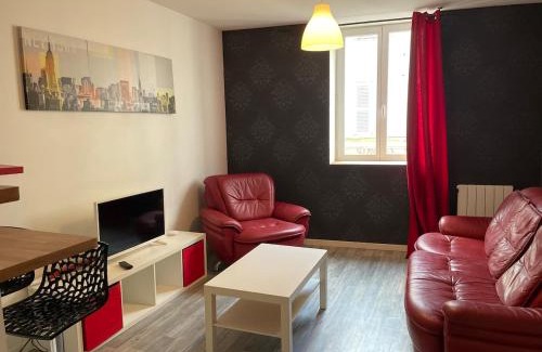Montmerle-sur-Saone Apartamento | Apartment Montmerle centre, 10 minutes Belleville