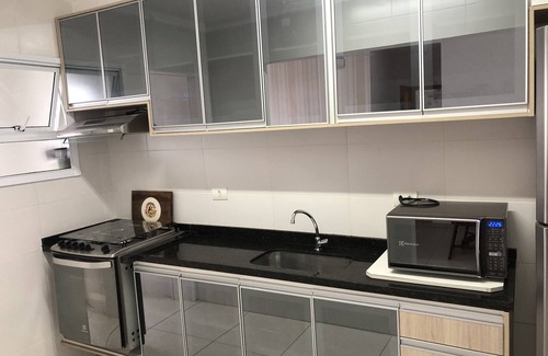Mongagua Apartamento | Apartamento Mongaguá Frente al mar Centro 2 habitaciones 1 suite 86 mts.