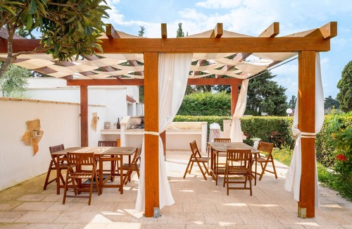 Otranto Apartamento | Apartment 'Monolocale' with Lake View, Wi-Fi and Air Conditioning
