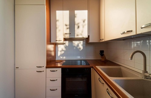 Lecco Apartamento | Apartamento 'Moonlight - Lecco Getaway' con jardín privado y Wi-Fi