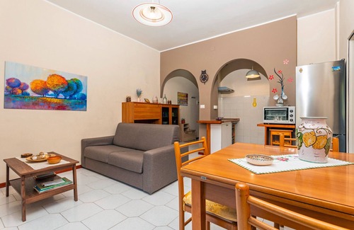 Chianchitta-Pallio Apartamento | Apartamento 'Musa Giardini Naxos' con terraza, jardín y aire acondicionado