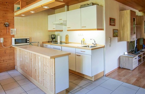 Kottenborn Cama Y Desayuno | Apartamento "Nürburg" - Habitación u. Apartment Irene