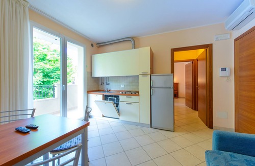 Viserbella Apartamento | APARTAMENTO DE DOS HABITACIONES N. 4, CON GRAN VISTA AL MAR BALCÓN, AIRE ACONDICIONADO Y PARQUE