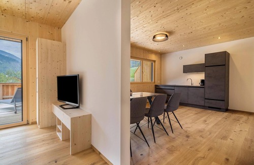 San Pancrazio Apartamento | Apartamento 'Naturapartments Alpreid Fichte' con vistas a la montaña, terrazas y Wi-Fi