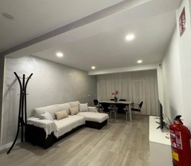 Torrejon de Ardoz Apartamento | Apartment near downtown