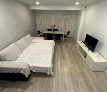 Torrejon de Ardoz Apartamento | Apartment near downtown